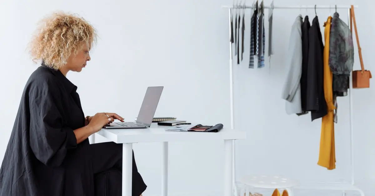 Vêtements de travail : allier confort et professionnalisme