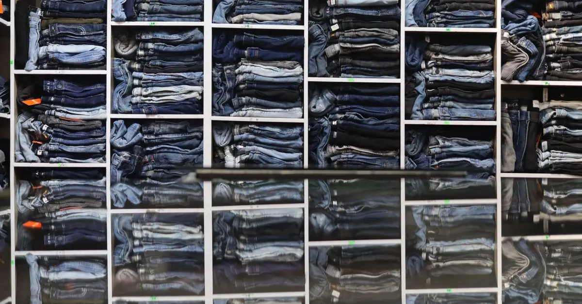 Comment créer une garde-robe polyvalente et intemporelle